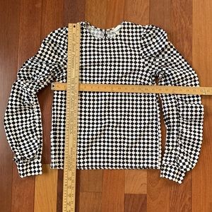 Snake diamond check black & white puff sleeve w silver studs.